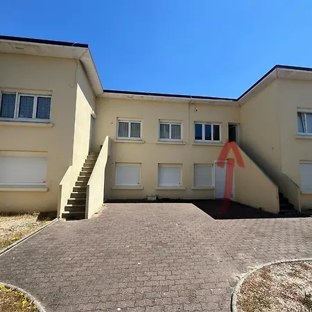 Stella Residence Face A La Mer Cucq Exterior photo